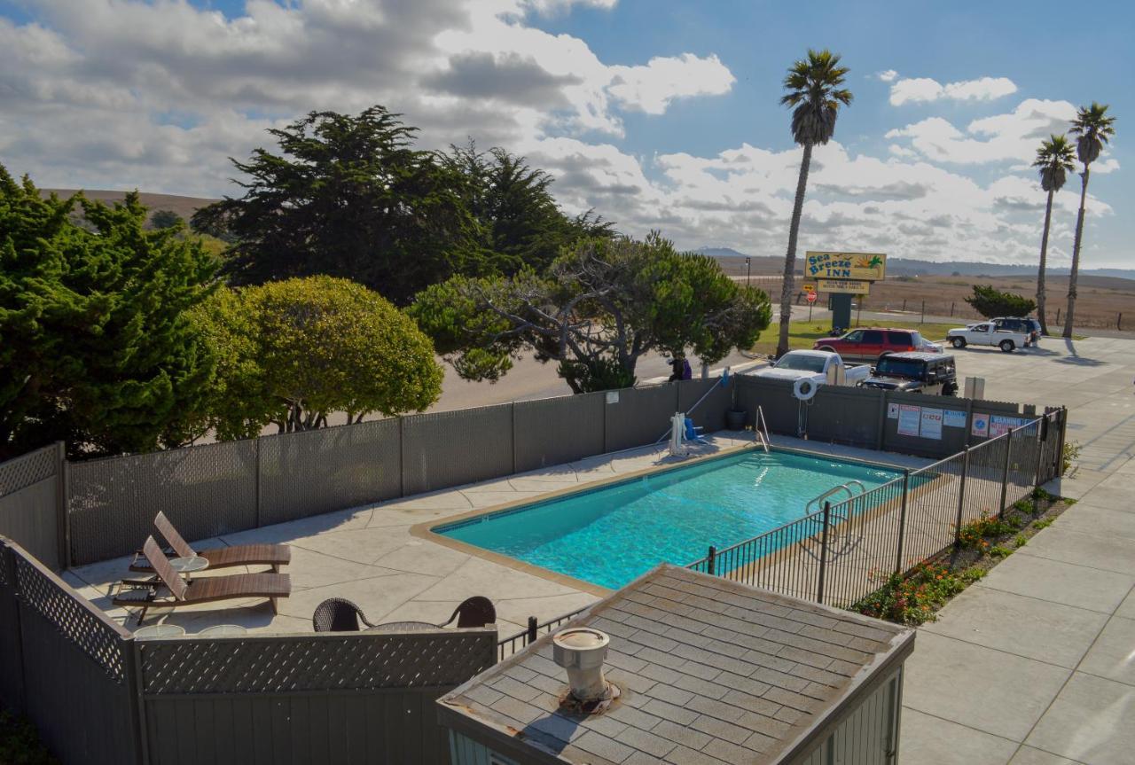 Sea Breeze Inn - San Simeon Exterior photo